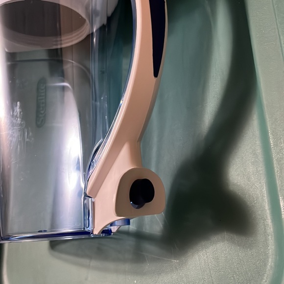 Zero Water Pitcher with tester - Picture 2 of 4